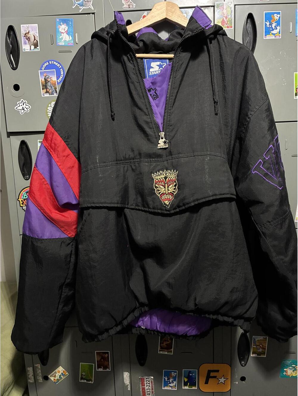 VANCOUVER VOODOO vintage 90s starter jacket  27x27 L as is - Picture 5 of 5